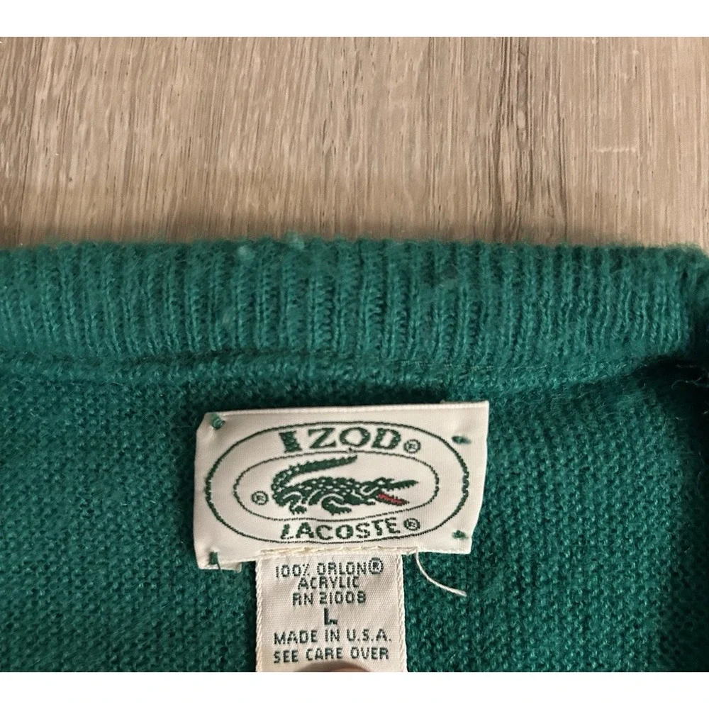 Izod Lacoste Vintage V-Neck Acrylic Sweater, 70-80's Made In USA Kelly Green L